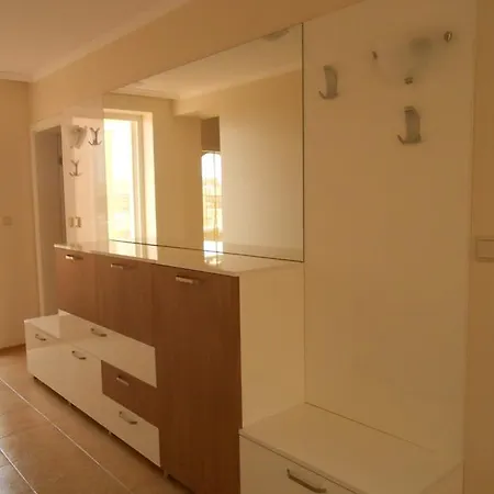 Apartment In Sunset *