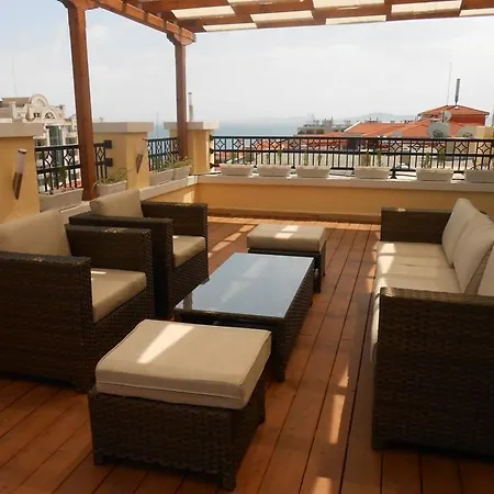 Apartment In Sunset
